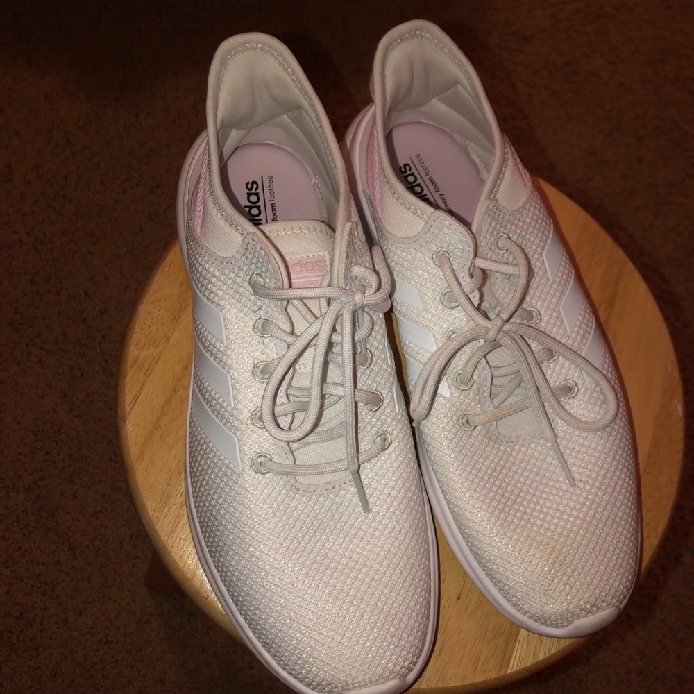 Adidas Tennis shoes